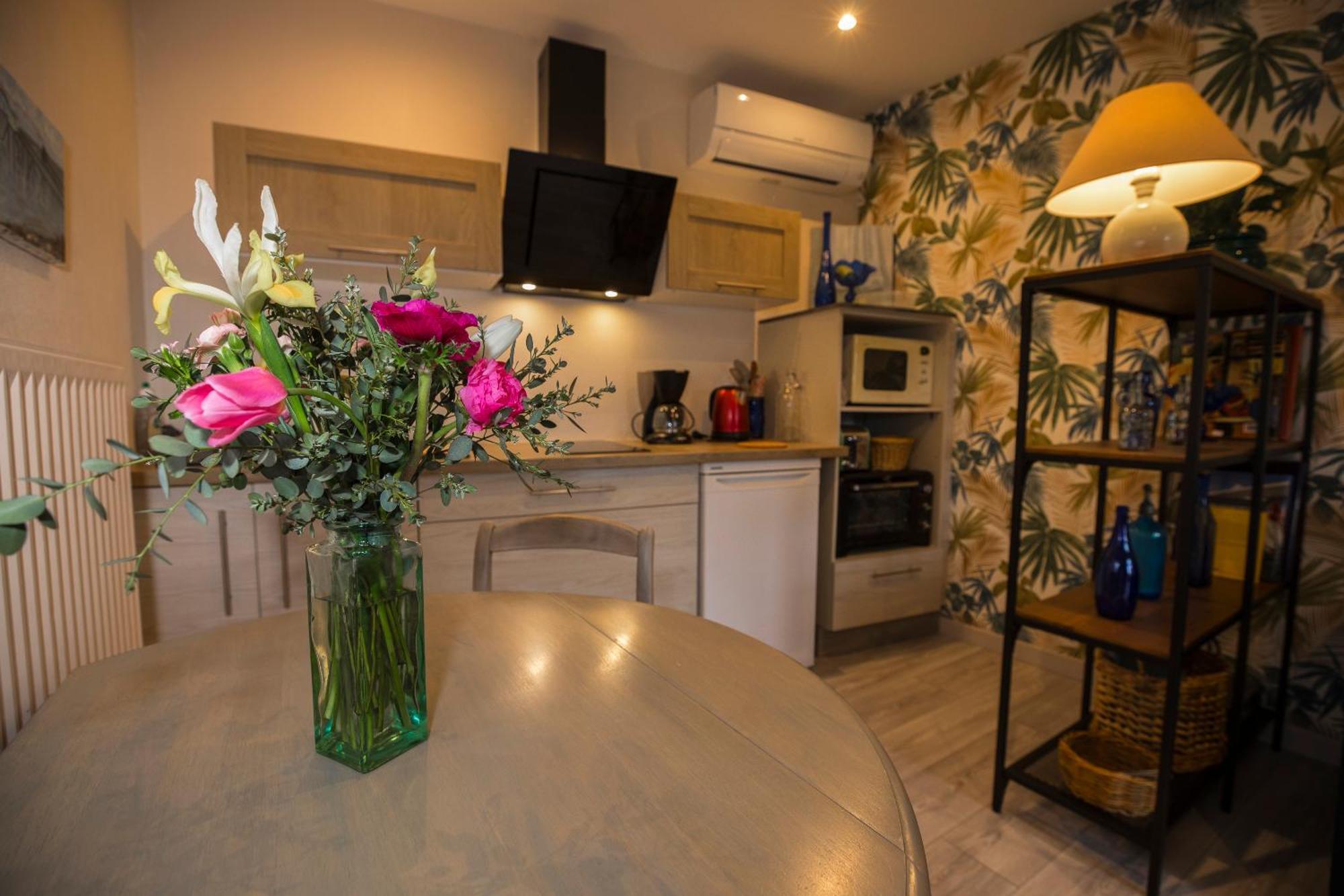 Agreable Logement Independant Avec Veranda 비엔 외부 사진