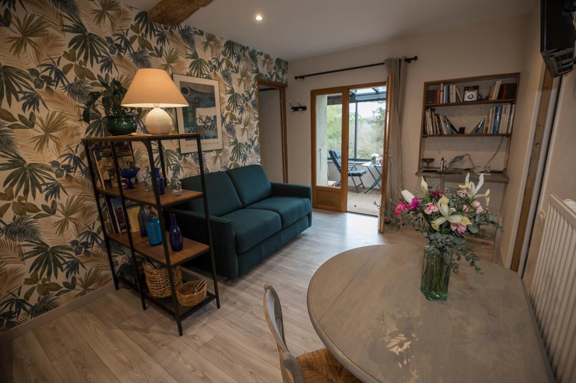 Agreable Logement Independant Avec Veranda 비엔 외부 사진