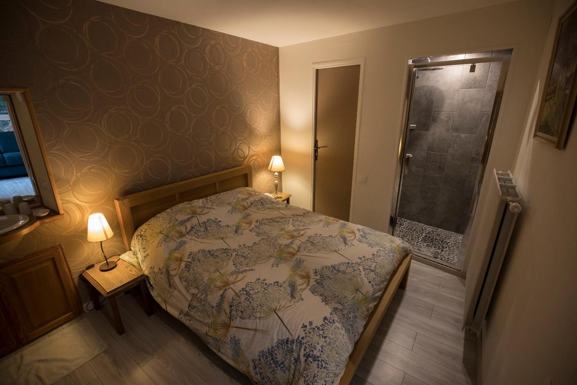 Agreable Logement Independant Avec Veranda 비엔 외부 사진